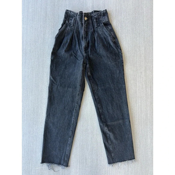 Abercrombie & Fitch Mom Jeans High Waisted Raw Hem Black 24 - Picture 1 of 8